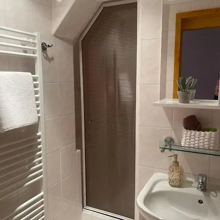 فندق مبيت وإفطار Misa 3*